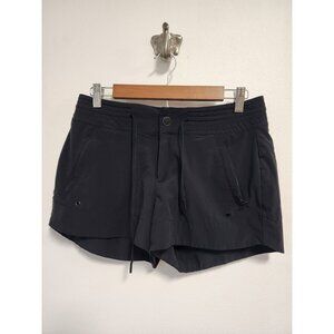 Athleta black Hudson boardshorts S